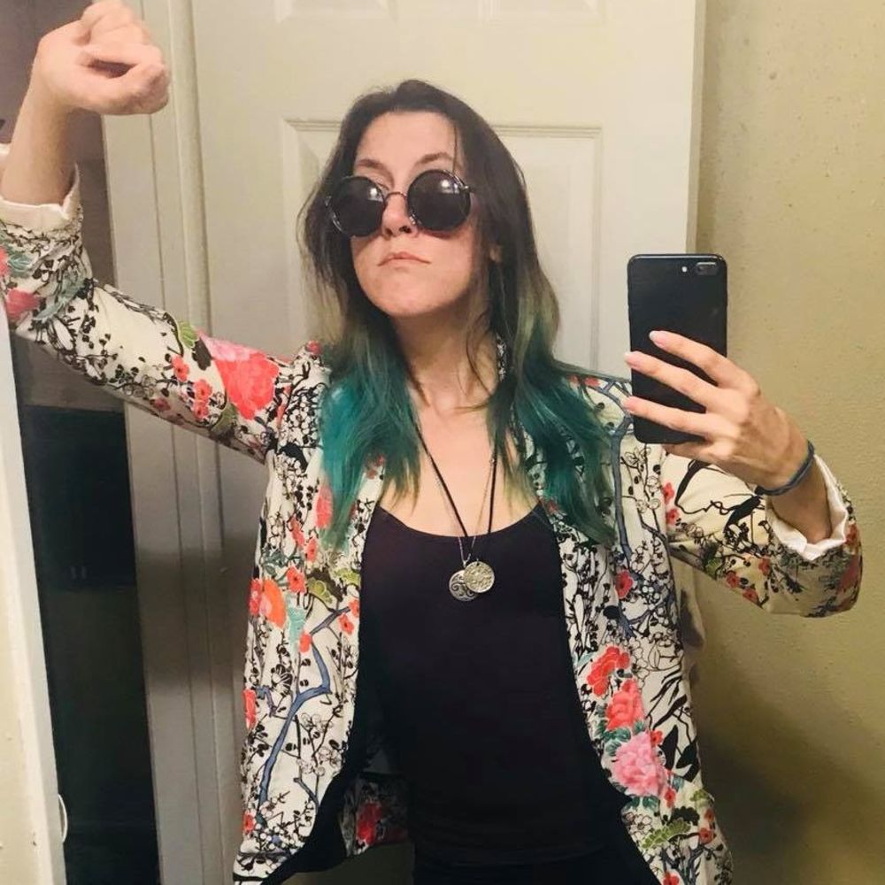 Meet your Posher, Ariel